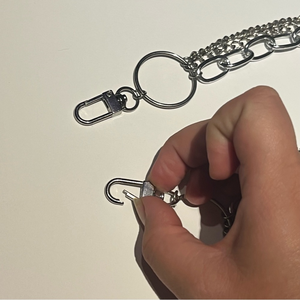 Silver Belt Loop Chain / Wallet Chain - Picture 4 of 4